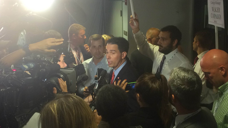 Illustration for article titled The Post-Debate GOP Spin Room Is the Closest I'll Get to Hell